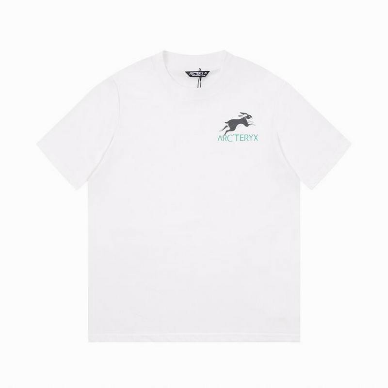 ARC'TERYX Men's T-shirts 32